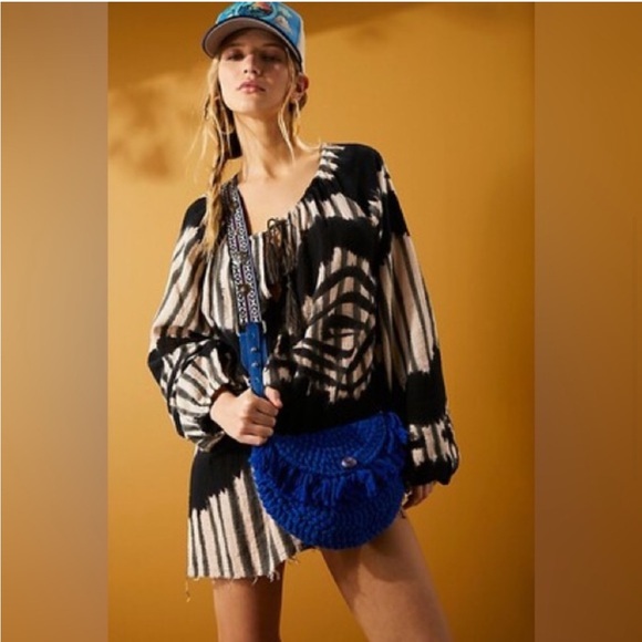 Free People Macrame Moon Crossbody Bag NEW - Picture 4 of 9